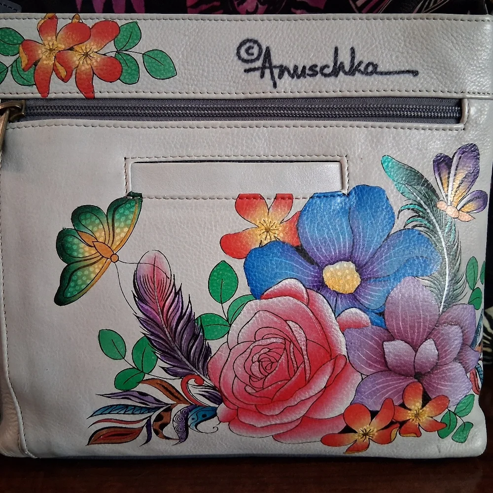 Anuschka Hand-painted Grey Leather Shoulder Bag Lion Flowers - Picture 5 of 17
